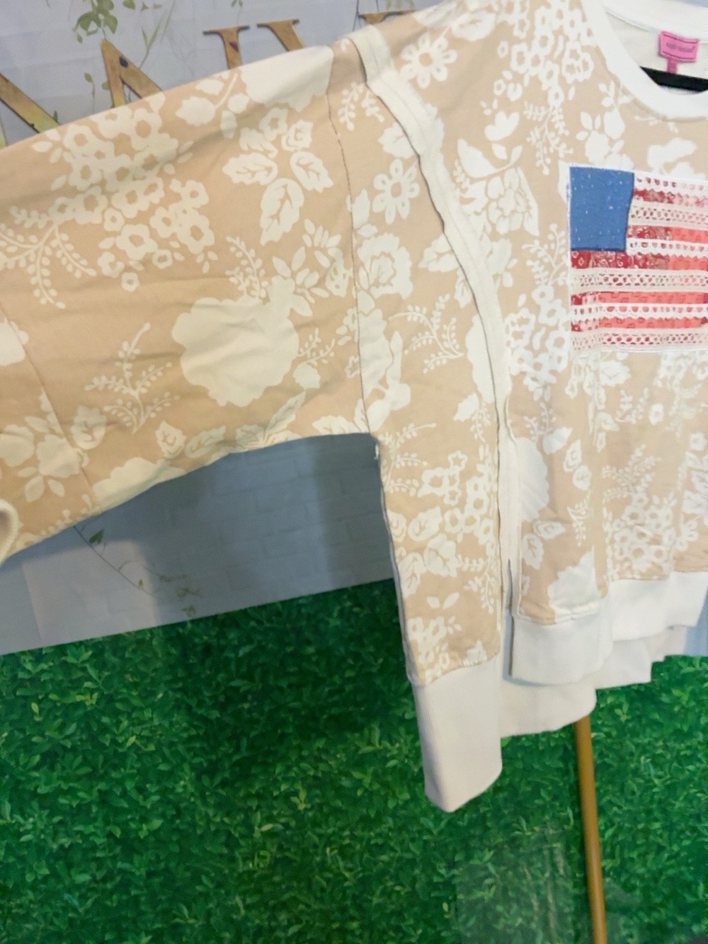 Simply Southern Floral Print Beige Pullover sweatshirt with Flag Detail - Picture 5 of 6